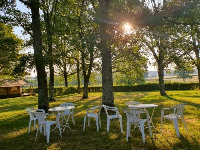 Glamping Les Arbres, Luxe Safaritent met zwembad Cronat Exterior foto